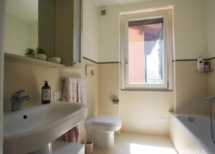 Apartment Casa Ellsa Tremezzo